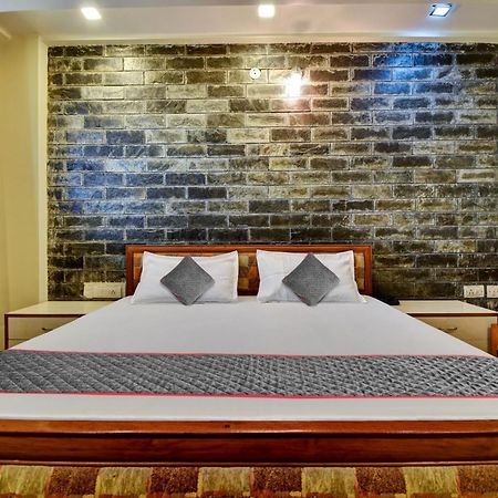 Townhouse Hotel Fly View Jaipur Extérieur photo
