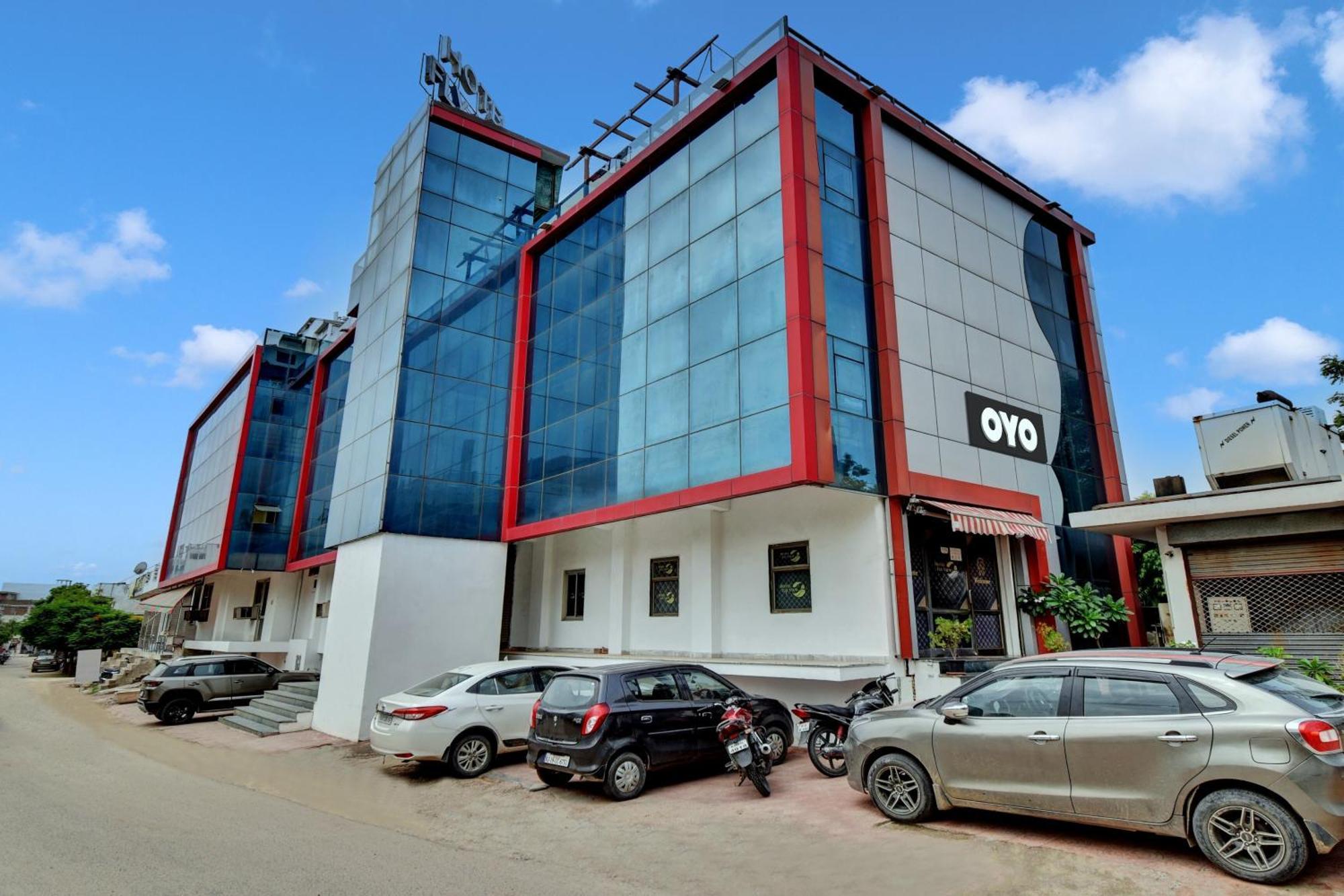 Townhouse Hotel Fly View Jaipur Extérieur photo